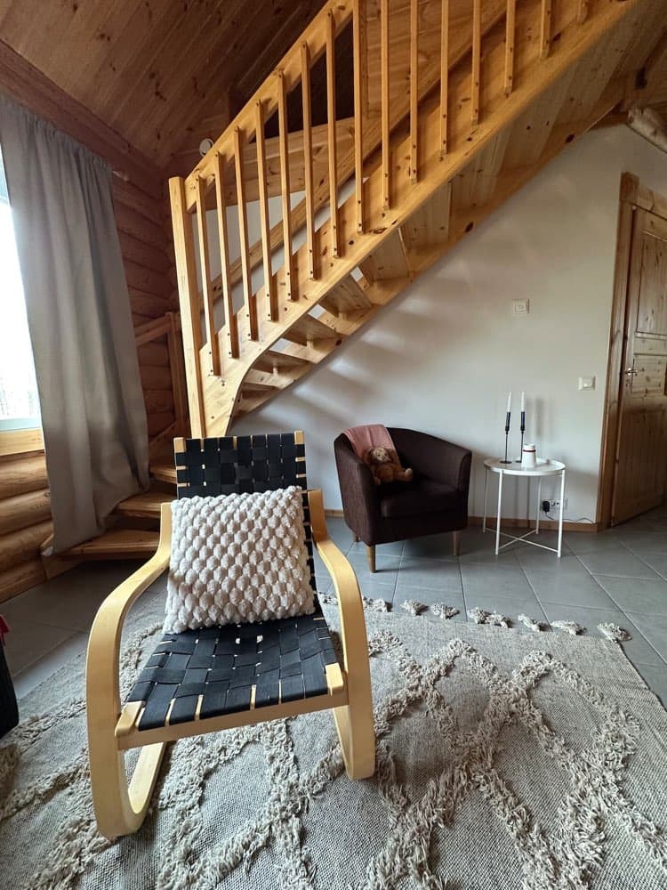 Karhu — Living room 1
